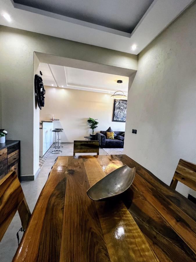 Moderne, Lumineux & Spacieux Avec Balcon -Central -Wifi-Smart Tv-Clim Marakeş Dış mekan fotoğraf