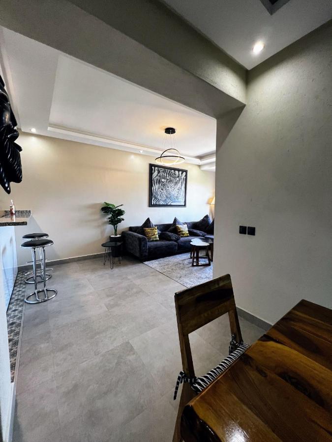 Moderne, Lumineux & Spacieux Avec Balcon -Central -Wifi-Smart Tv-Clim Marakeş Dış mekan fotoğraf