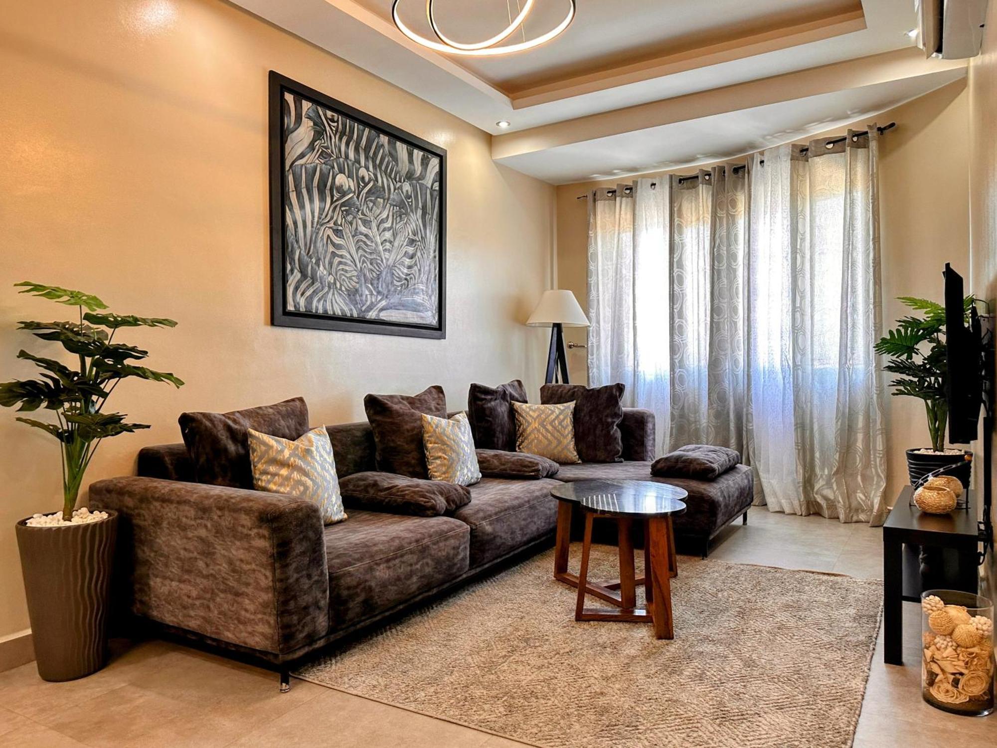 Moderne, Lumineux & Spacieux Avec Balcon -Central -Wifi-Smart Tv-Clim Marakeş Dış mekan fotoğraf